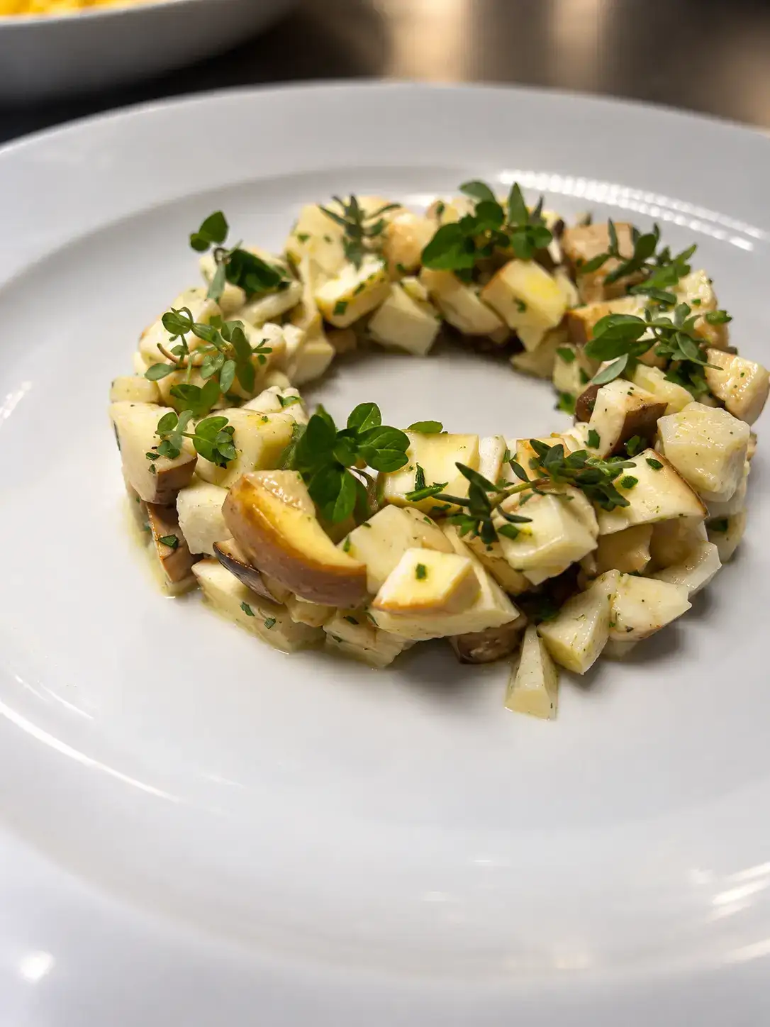 Tartare di porcini con limone e olio